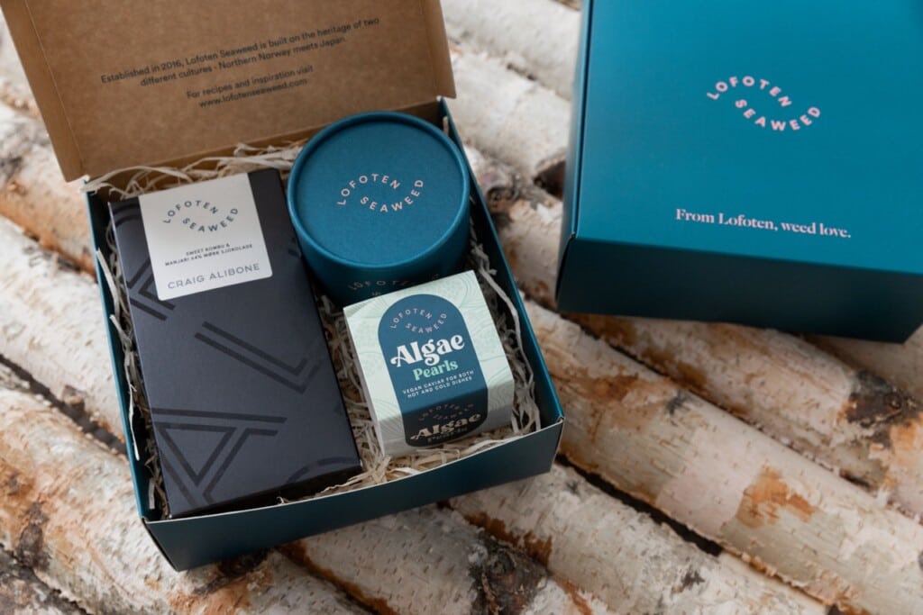 Lofoten Seaweed gift box with chocolate, seaweed salt and algae pearls